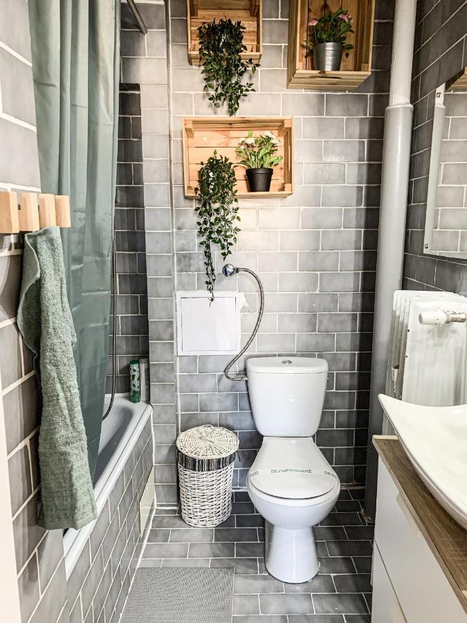 Charming Apartment In Paradise Called Bratysława Zewnętrze zdjęcie